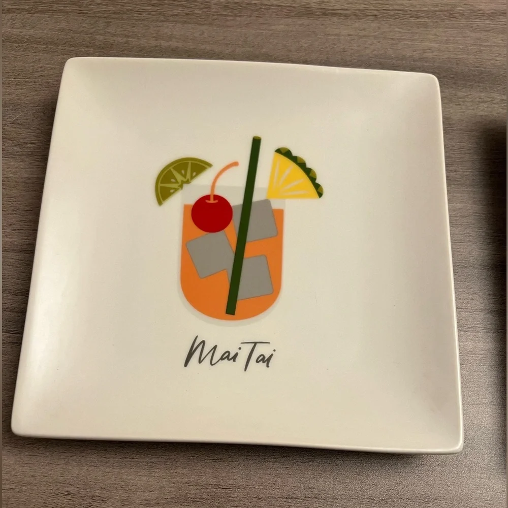 Crate&Barrel Cocktail Design Plates Set Of Two - Cream
